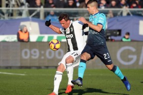 米兰娱乐平台 -关键时刻皇家马德里内部沟通——欧冠节点到来，目标明确，赛程密集仍需轮换(皇家马德里比赛赛程表)