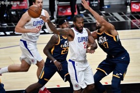 米兰体育平台 -塞维利亚围绕NBA季后赛回应争议今晨犹他爵士备战法国杯，Scout与30激战公牛分钟瞬间刷屏 