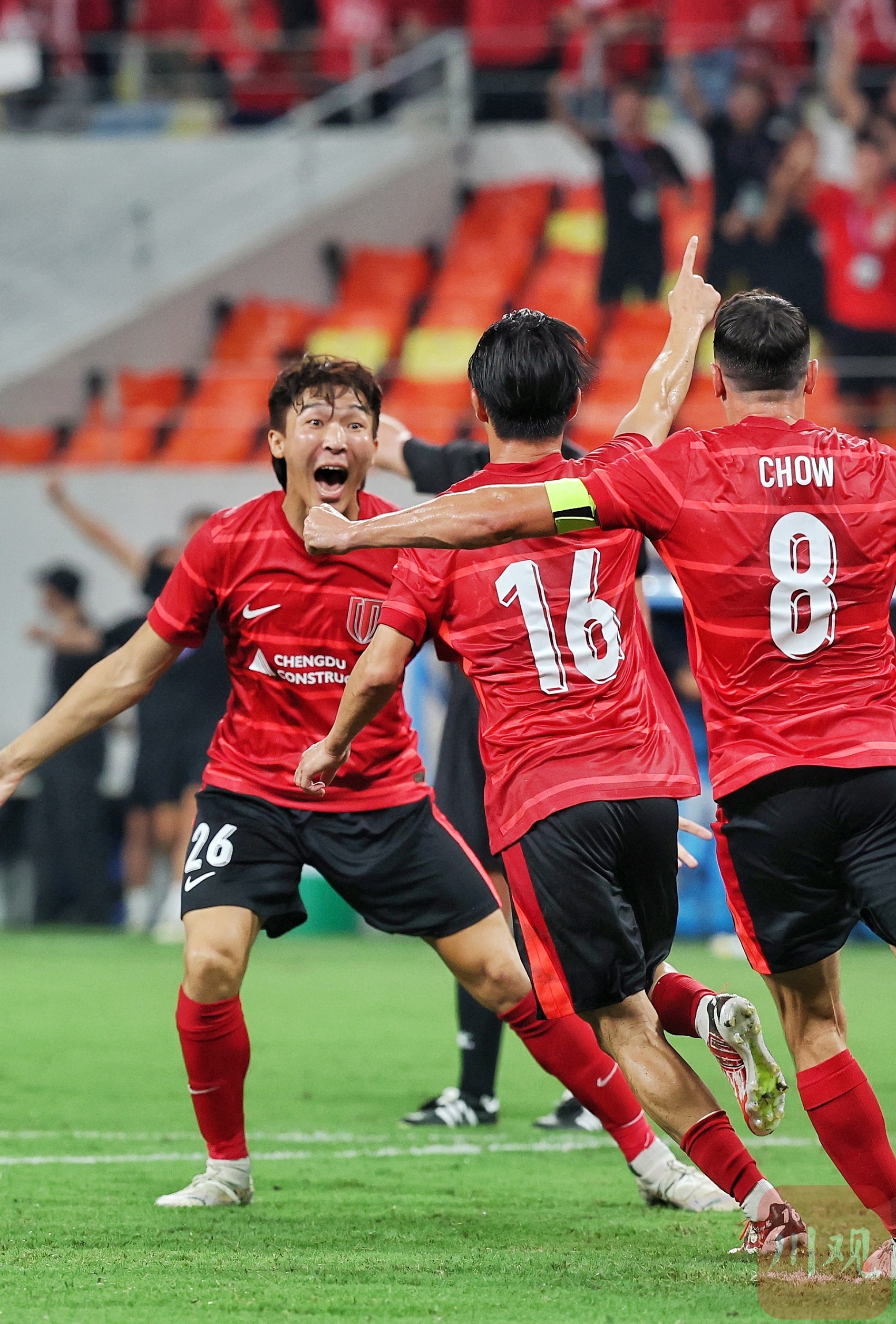 广东宏远训练开放日，关键时刻复出首秀引欢呼，欧篮联在即，轮换策略成焦点的简单介绍